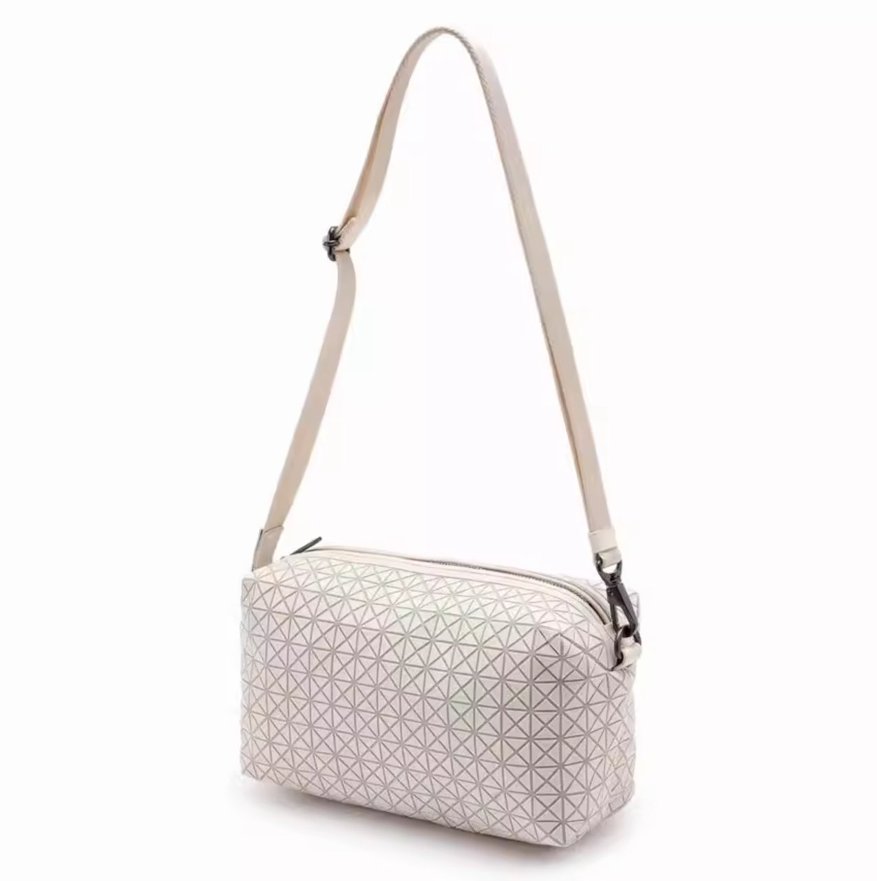 ISSEY MIYAKE Saddle one tone斜揹袋(團購) - jbh852