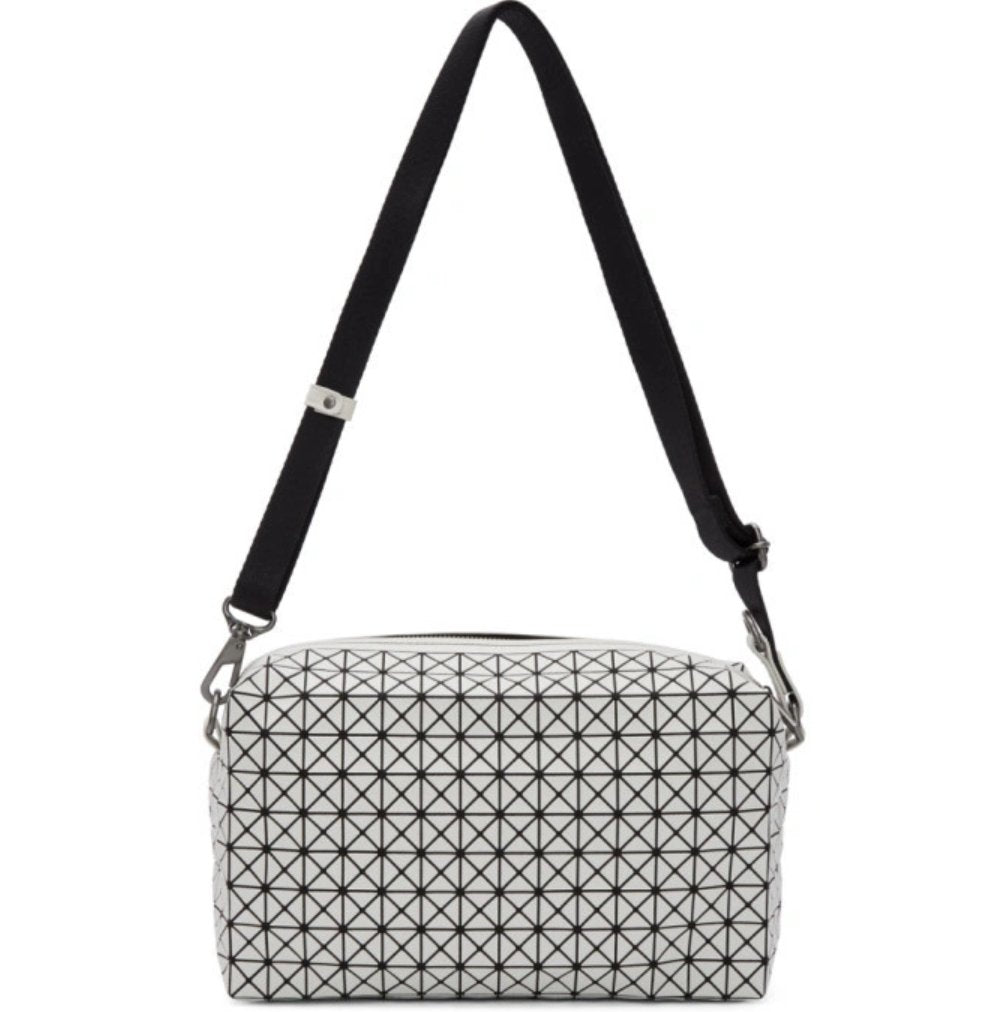 ISSEY MIYAKE Saddle one tone斜揹袋(團購) - jbh852