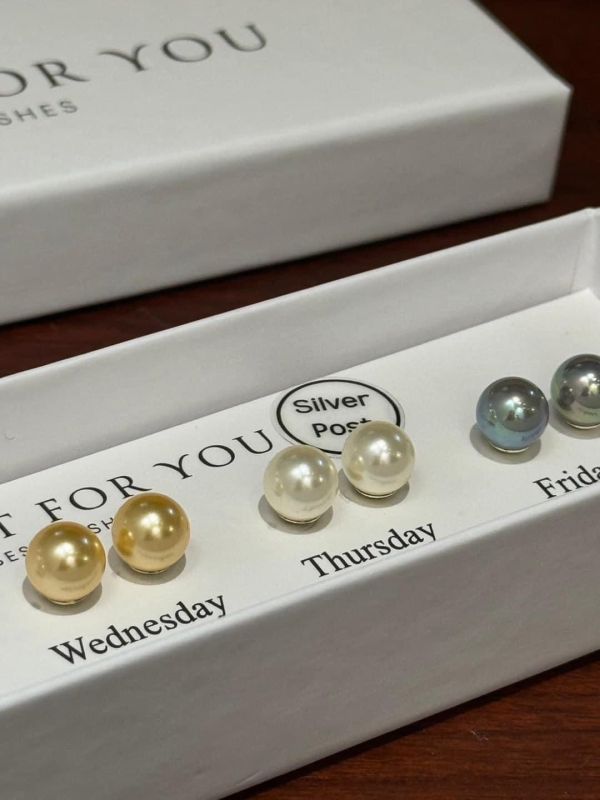 日本超人氣一周珍珠耳環禮盒(團購) - jbh852