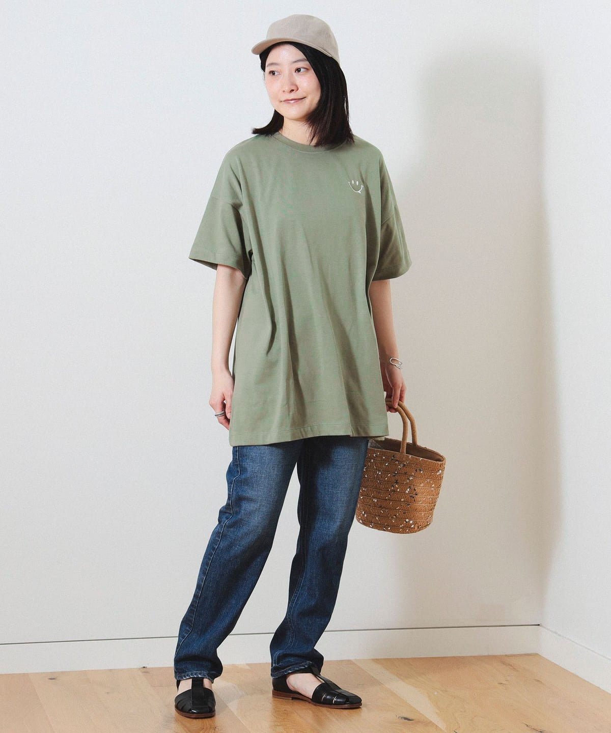 Beams 笑臉公仔 T - shirt(團購) - jbh852