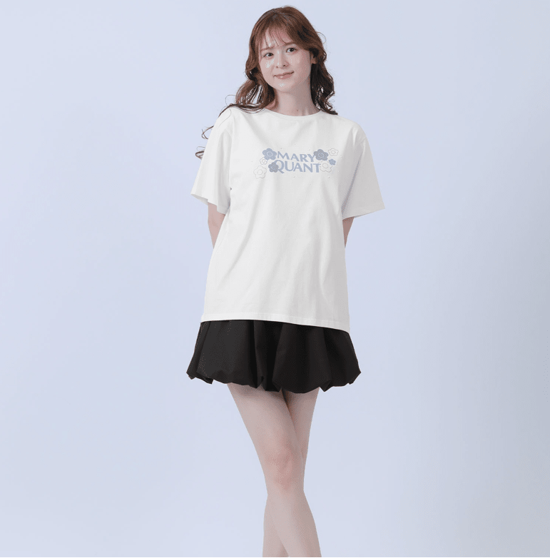 Mary Quant 26新花Logo Tee(團購) - jbh852
